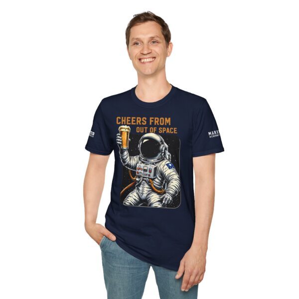 T-Shirt "Cheers from out of space" – Bild 23