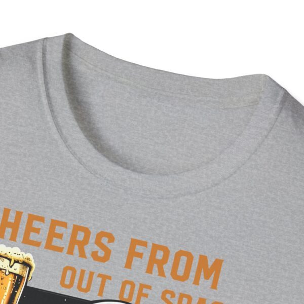 T-Shirt "Cheers from out of space" – Bild 15