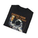T-Shirt "Cheers from out of space" – Bild 4