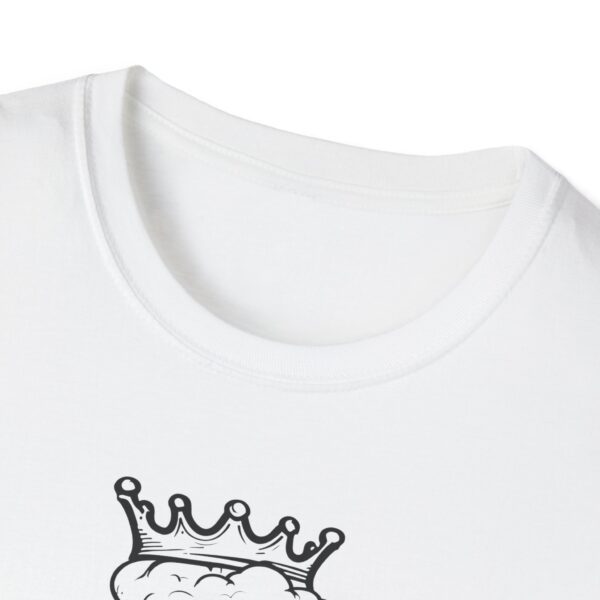T-shirt "Jeder sollte eine Krone tragen" – Bild 9