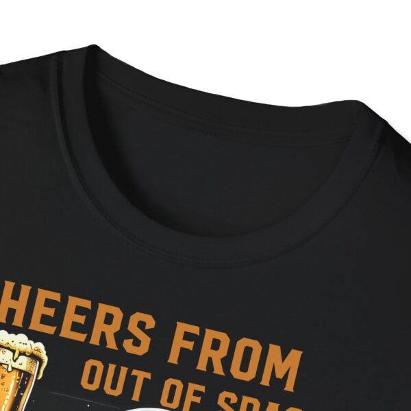 T-Shirt "Cheers from out of space" – Bild 3